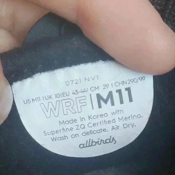 Allbirds Men Black Wool Runner Fluffs Merino Wool 11 - Picture 10 of 10